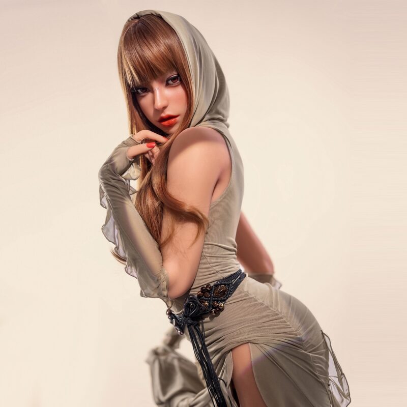 Sayuri – 160cm Sword-Wielding Warrior Doll  Grace & Power in One - Image 3